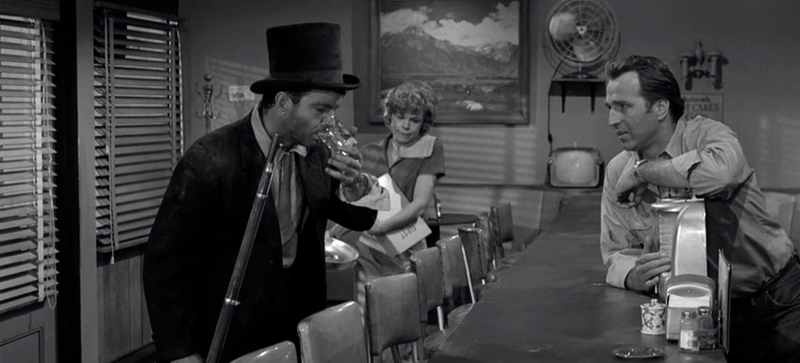 Illustration for article titled The Complete Twilight Zone Marathon Viewer's Guide